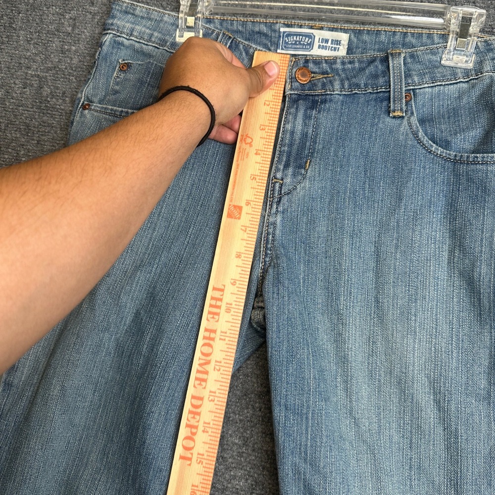 Signature by Levi Strauss Co Low Rise Bootcut Womens 10 Short Blue Jeans Y2K - Picture 11 of 14